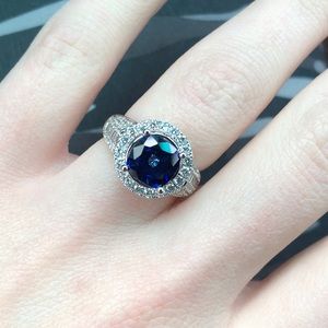 14kt White Gold 4.17 ct Sapphire & Diamond Ring